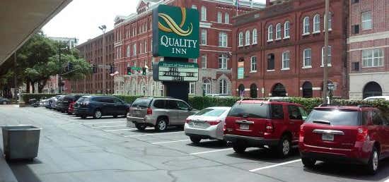 Photo of Quality Inn Savannah Historic District