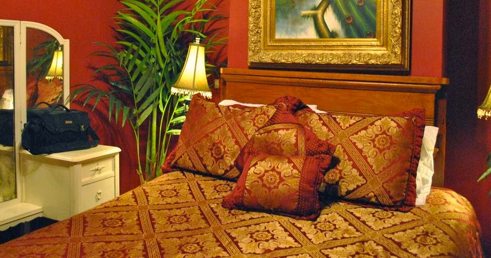 Dauphine House, New Orleans Roadtrippers