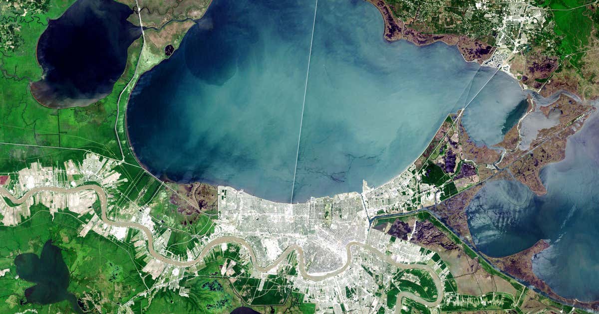 Lake Pontchartrain, New Orleans Roadtrippers