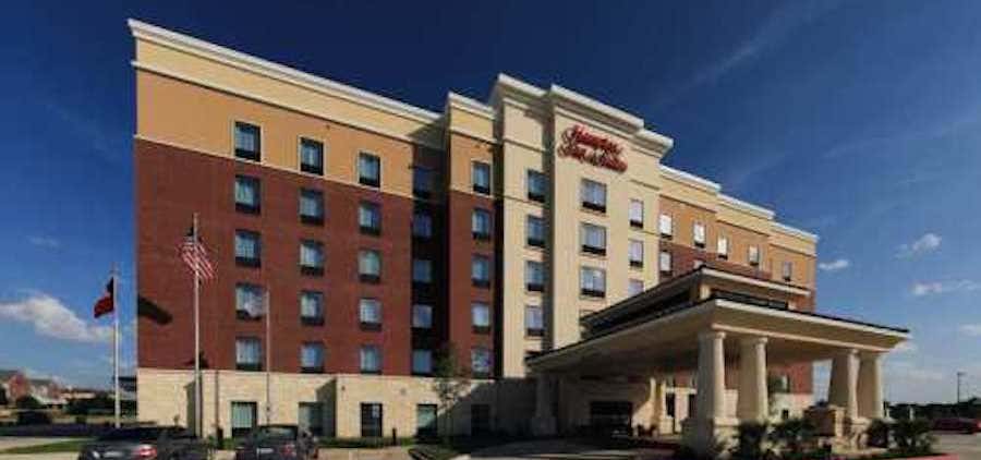 Photo of Hampton Inn & Suites Dallas / Lewisville - Vista Ridge Mall, TX