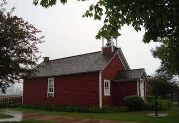 Photo of Little Red Schoolhouse
