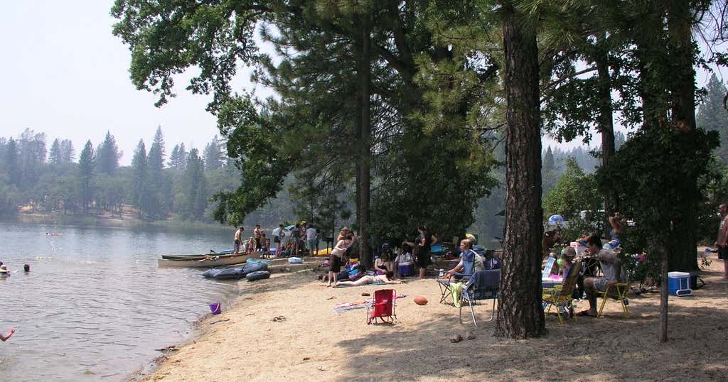 Lake Francis Resort, Dobbins Roadtrippers