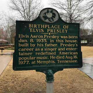 Elvis Presley Center