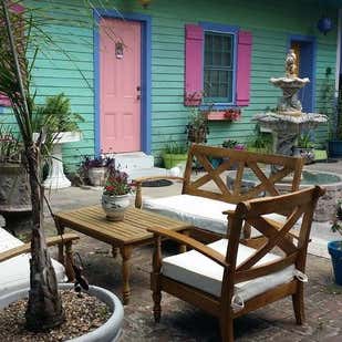 Creole Gardens Guesthouse Bed & Breakfast
