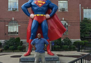 Photo of Giant Superman Statue In. Metropolis, Il
