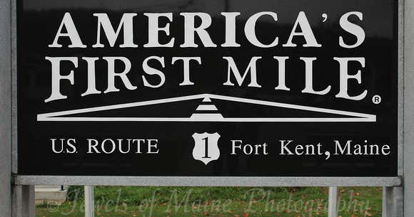America S First Mile Fort Kent Roadtrippers