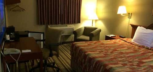Photo of Super 8 by Wyndham Knoxville