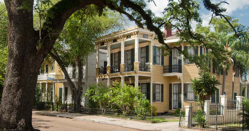 HH Whitney House on the Historic Esplanade, New Orleans Roadtrippers