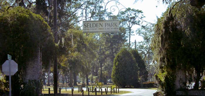 Photo of Selden Park