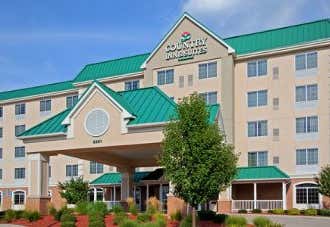 Photo of Country Inn & Suites by Radisson, Grand Rapids East, MI