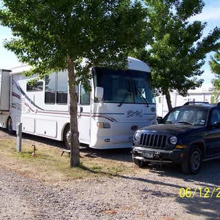 Twin Pines RV Park & Campground