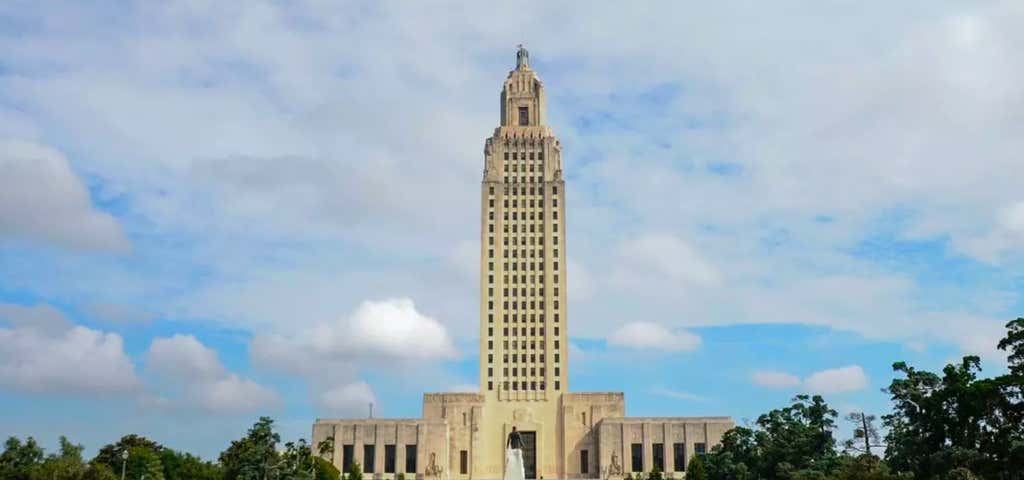 Photo of Louisiana State Capitol