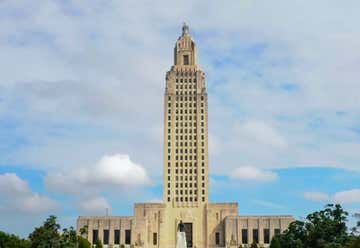 Photo of Louisiana State Capitol