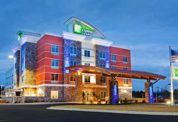 Photo of Holiday Inn Express Hotel & Suites Hot Springs