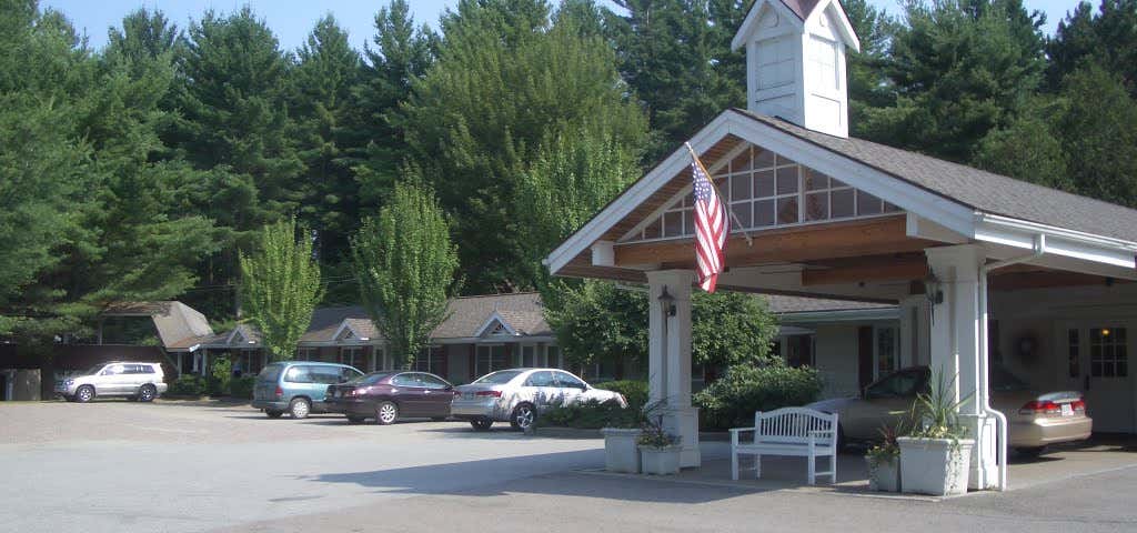 Photo of Bluebird Cady Hill Lodge