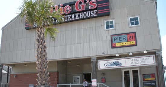 Pier 21 Theatre, Galveston Roadtrippers