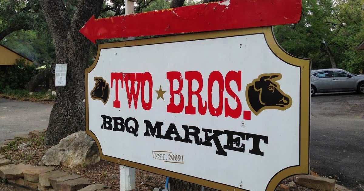 Two Bros. BBQ Market, San Antonio Roadtrippers