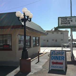 Tom and Suzie's Diner