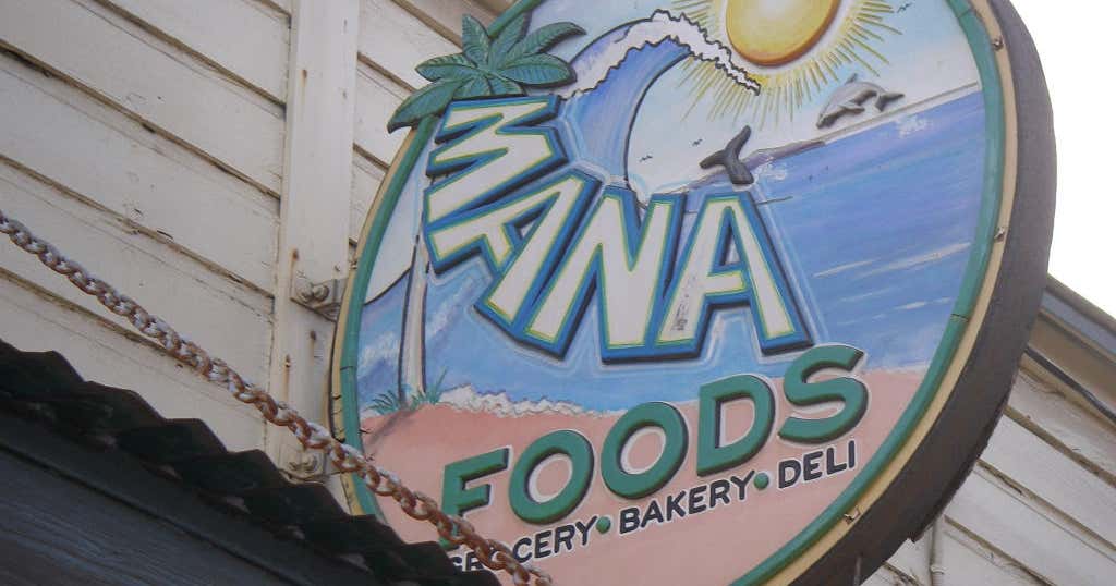 Mana Foods, Paia | Roadtrippers