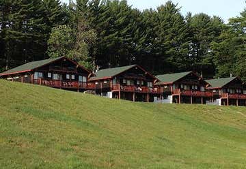 Photo of Swiss Chalets Village Inn