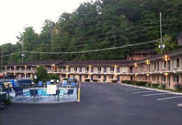 Photo of Sidney James Mountain Lodge