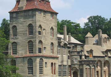 Photo of Fonthill Castle