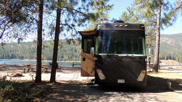 Osoyoos Lake State Veteran S Memorial Park Oroville Wa Roadtrippers