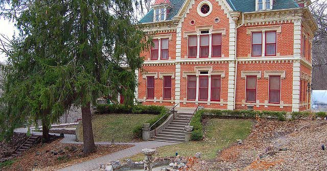 Schell Mansion & Gardens, New Ulm Roadtrippers