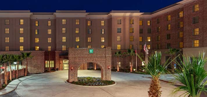Photo of Embassy Suites by Hilton Savannah