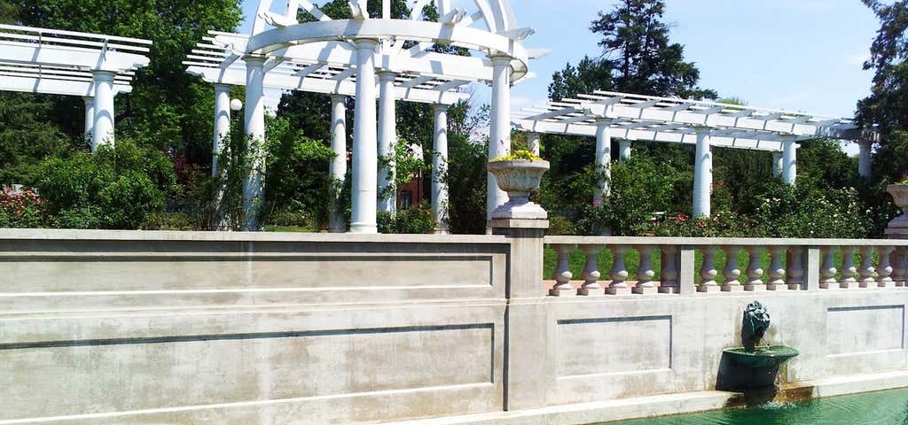 Photo of Lakeside Park Rose Gardens