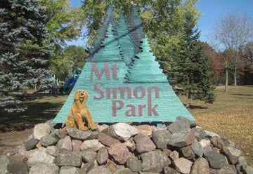 Photo of Mt Simon