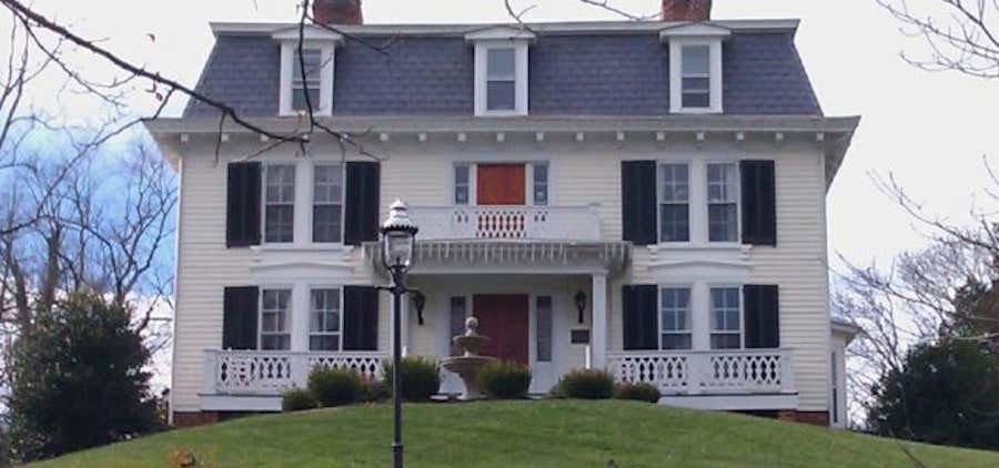 Photo of Chestnut Hill Bed and Breakfast