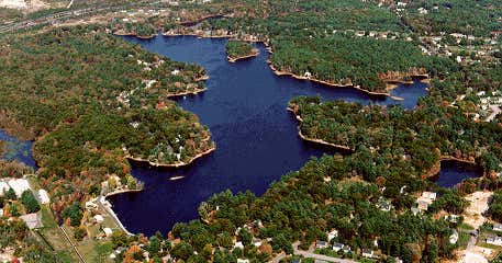 Bungay Lake  North Attleboro Roadtrippers