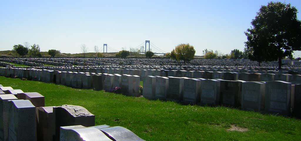 Photo of St. Raymond's Cemetery