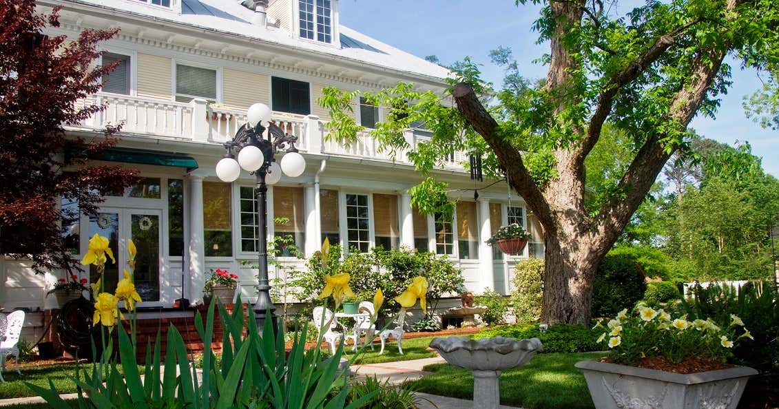 The Edenton CollectionThe Granville Queen Inn, Edenton Roadtrippers