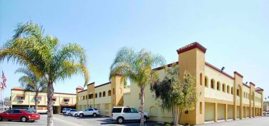 Photo of Comfort Inn & Suites Near Long Beach Conv. Ctr