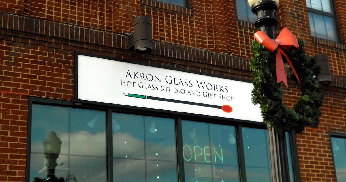 Akron Glass Works, Akron Roadtrippers