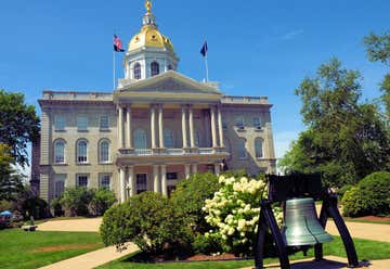 Photo of Nh State Capitol