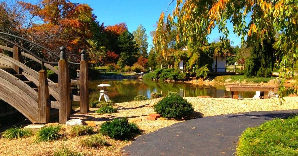 Mizumoto Japanese Stroll Garden, Springfield | Roadtrippers