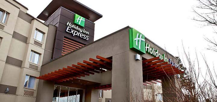 Photo of Holiday Inn Express & Suites Lamar
