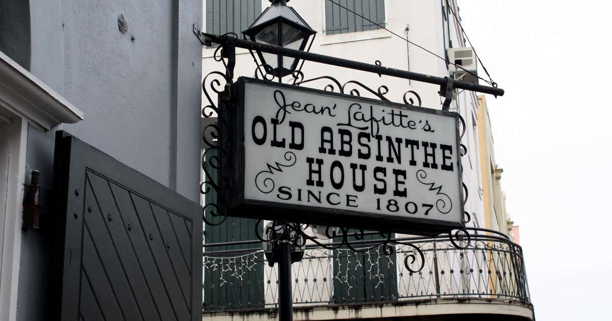 Jean Lafitte's Old Absinthe House, New Orleans Roadtrippers