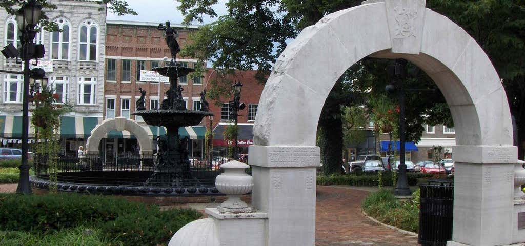 Photo of Fountain Square Park