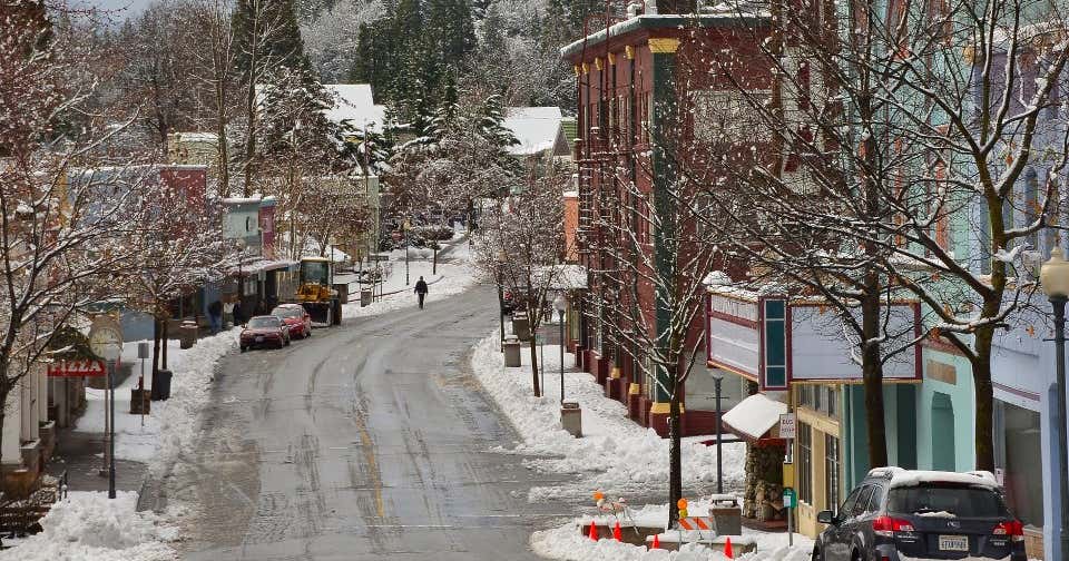 Downtown Dunsmuir, Dunsmuir Roadtrippers