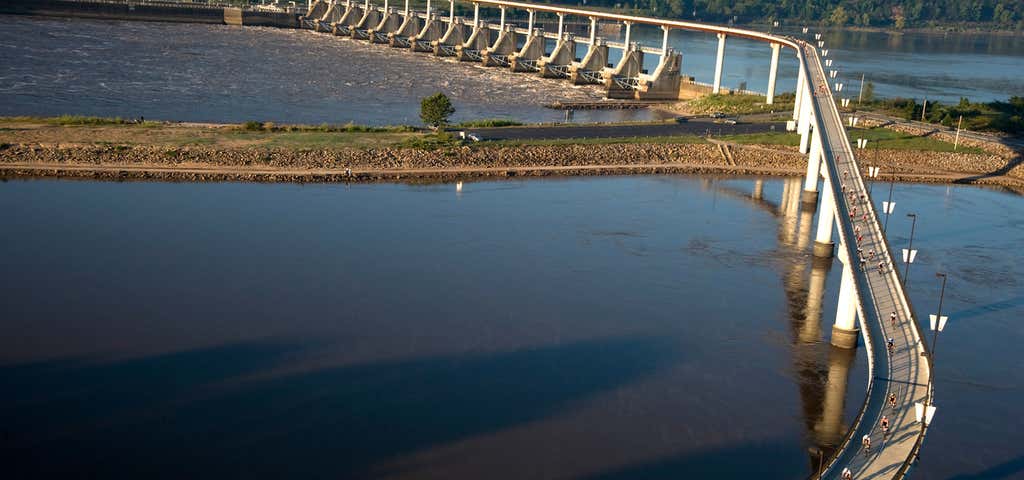 Photo of Big Dam Bridge