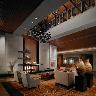 The Chattanoogan Hotel, Curio Collection by Hilton