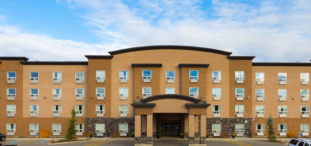 Photo of Service Plus Inns & Suites Calgary