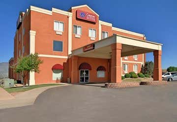 Photo of Baymont Inn & Suites Colorado Springs