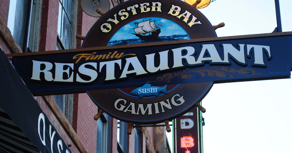 Oyster Bay Bar, Deadwood Roadtrippers