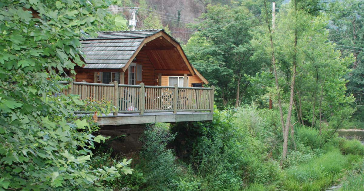 Cherokee Cabin Rentals, Cherokee | Roadtrippers