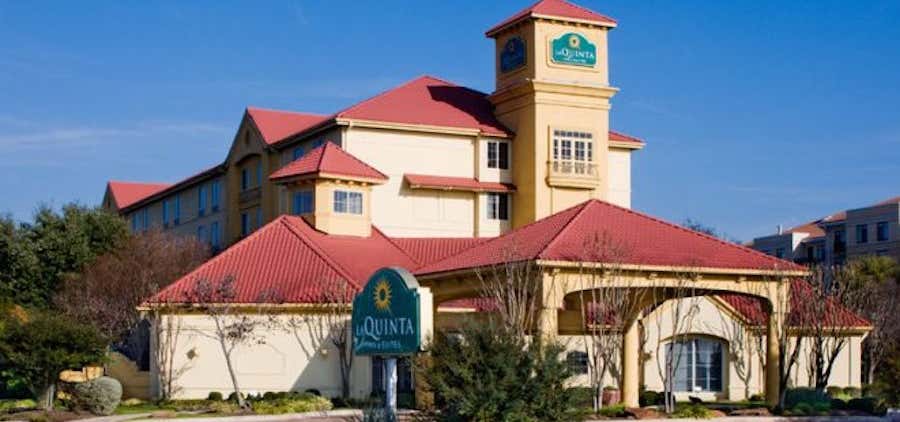 Photo of La Quinta Inn & Suites by Wyndham Austin Southwest